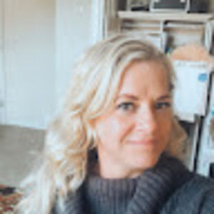 Meet your Posher, Cari